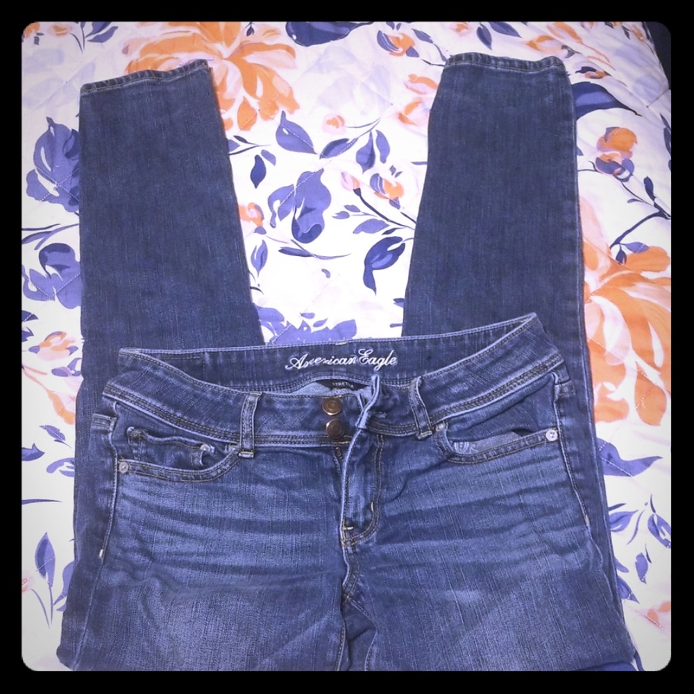 EUC American Eagle stretch skinny jeans